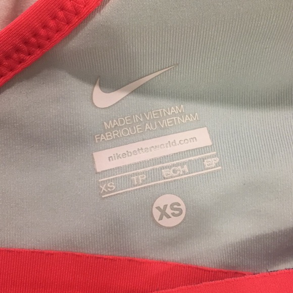 nike swimsuit top(xs) - Picture 3 of 3